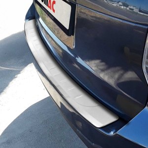 Subaru Forester Rear Bumper Sill Cover - Omac - S.Steel - Brushed Silver - 2014-2018